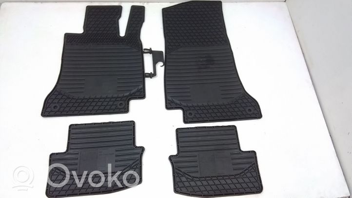 Mercedes-Benz C AMG W205 Kit tapis de sol auto A2056802348