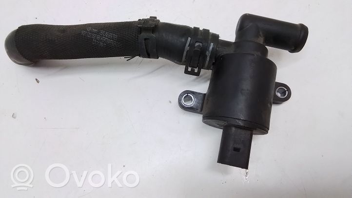 Volkswagen PASSAT B8 Zawór sterujący płynu chłodzącego 4H0121671D