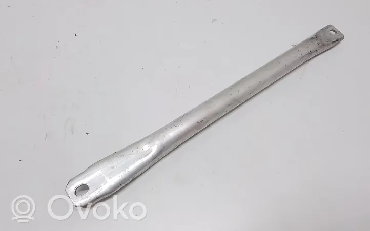 BMW 7 F01 F02 F03 F04 Kita variklio skyriaus detalė 7180315