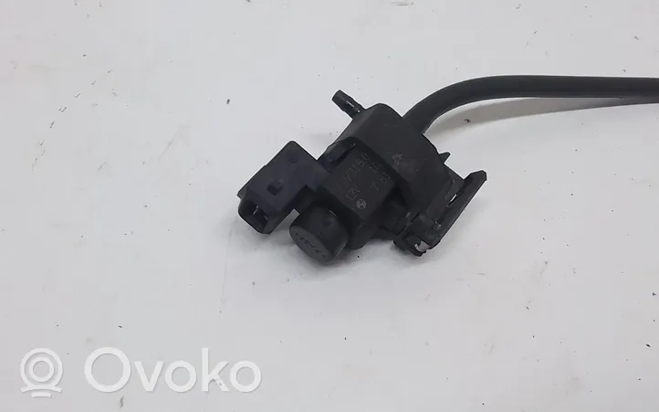 BMW 7 F01 F02 F03 F04 Zawór podciśnienia / Elektrozawór turbiny 7810831