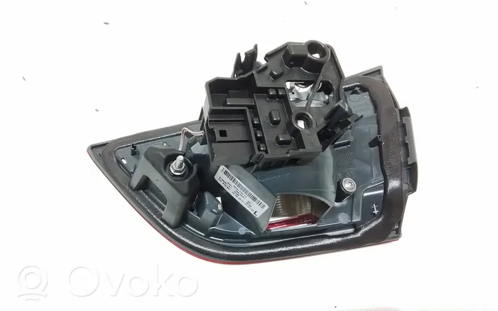 BMW 3 GT F34 Lampy tylnej klapy bagażnika 7286033