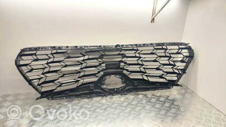 Toyota Highlander XU70 Maskownica / Grill / Atrapa górna chłodnicy 531010E360