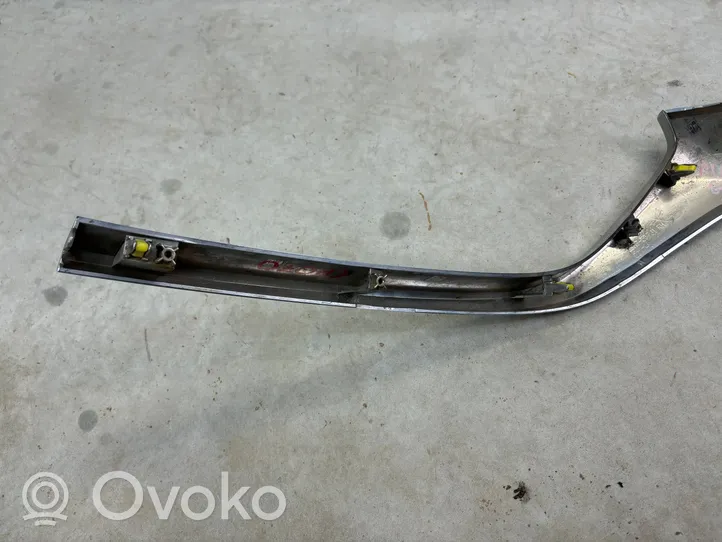 Mazda 6 Grille calandre supérieure de pare-chocs avant GSH7-507J1