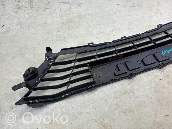 Renault Megane IV Grille inférieure de pare-chocs avant 622542307R