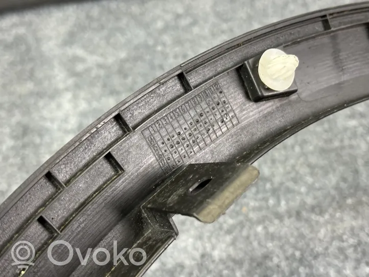 Suzuki Vitara (LY) Rivestimento parafango (modanatura) 77211-54P0