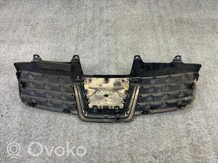 Nissan Qashqai Grille calandre supérieure de pare-chocs avant 62310JD000