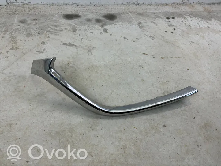 Mazda 3 III Modanatura separatore del paraurti anteriore BANE-507J1