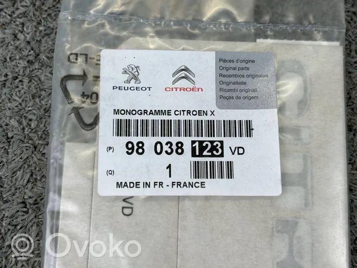 Citroen C5 Valmistajan merkki/logo/tunnus 98038123vd