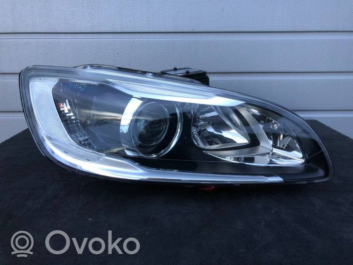 Volvo S60 Priekšējo lukturu komplekts 31420253