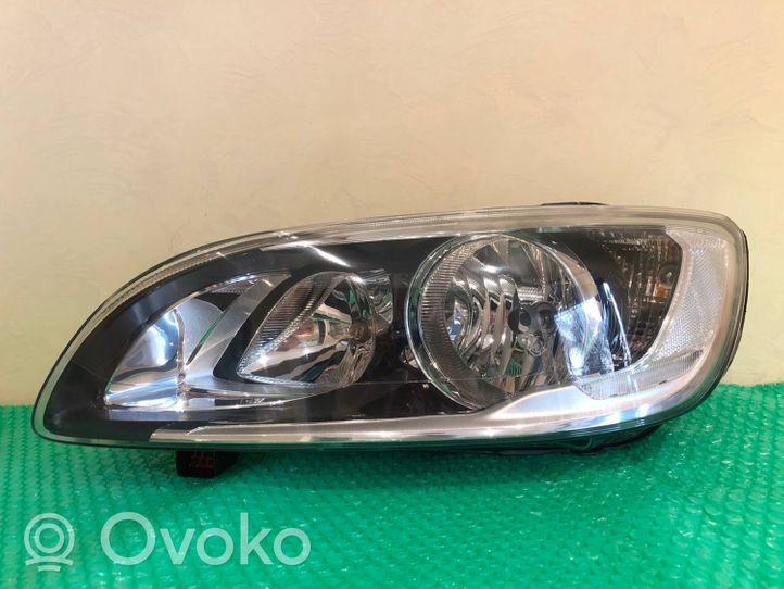 Volvo V60 Lampy przednie / Komplet 31358097