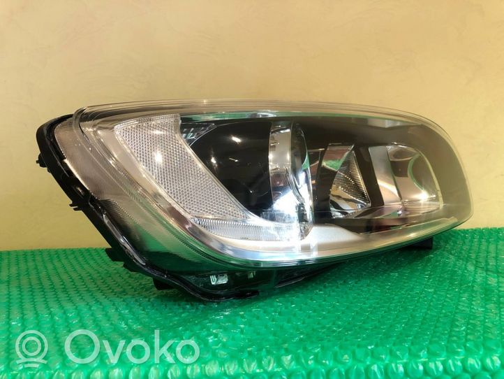 Volvo V60 Lampy przednie / Komplet 31358097