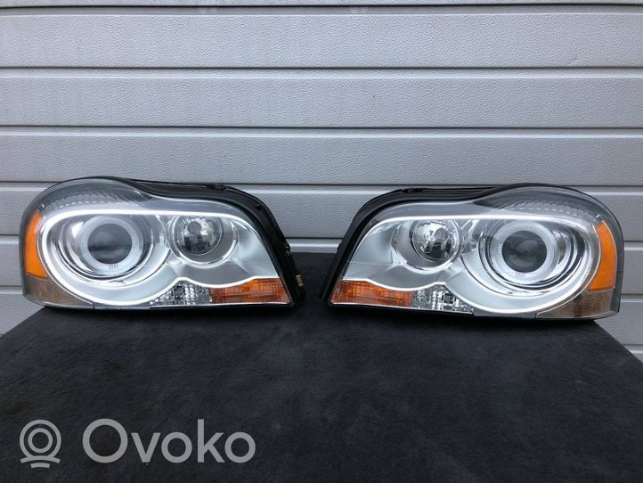 Volvo XC90 Lot de 2 lampes frontales / phare 31111845