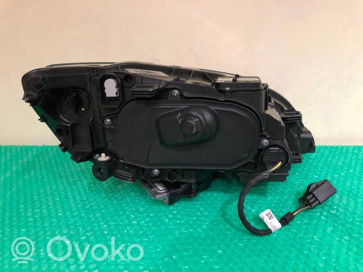 Volvo V60 Lampy przednie / Komplet 31420108