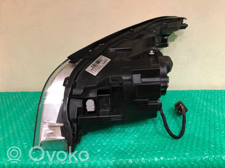 Volvo S60 Lampy przednie / Komplet 31299990