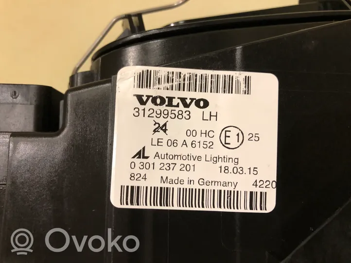 Volvo S40 Lampy przednie / Komplet 31299583