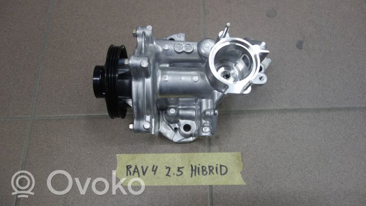 Toyota RAV 4 (XA40) Pompa wody 2241000432