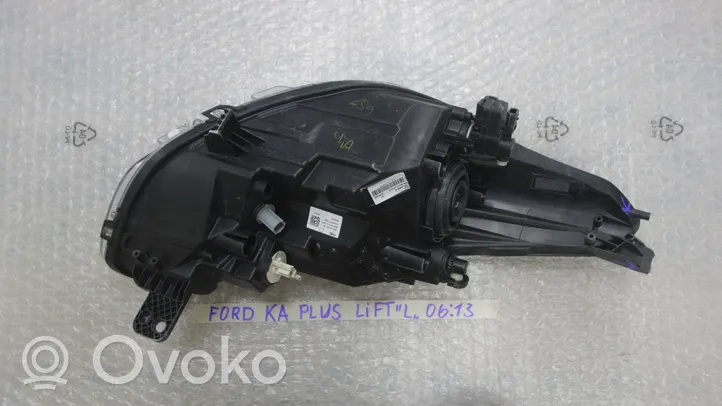 Ford Ka Lampa przednia J7BB13W030BK