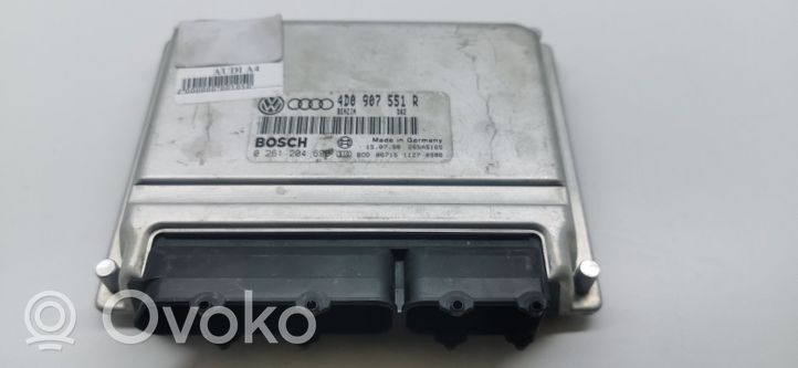 Audi A4 S4 B5 8D Variklio valdymo blokas 4D0907551R