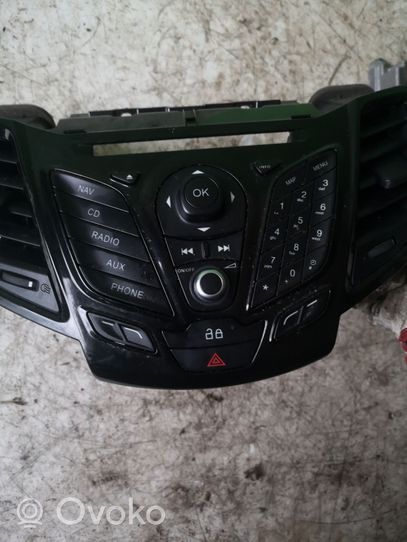 Ford Fiesta Radio/CD/DVD/GPS-pääyksikkö 331444000