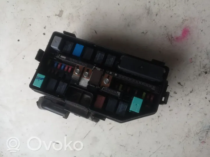 Honda Civic IX Module de fusibles 