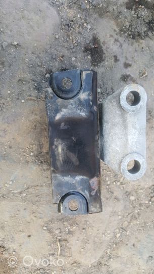 Opel Adam Engine mount bracket 13371838