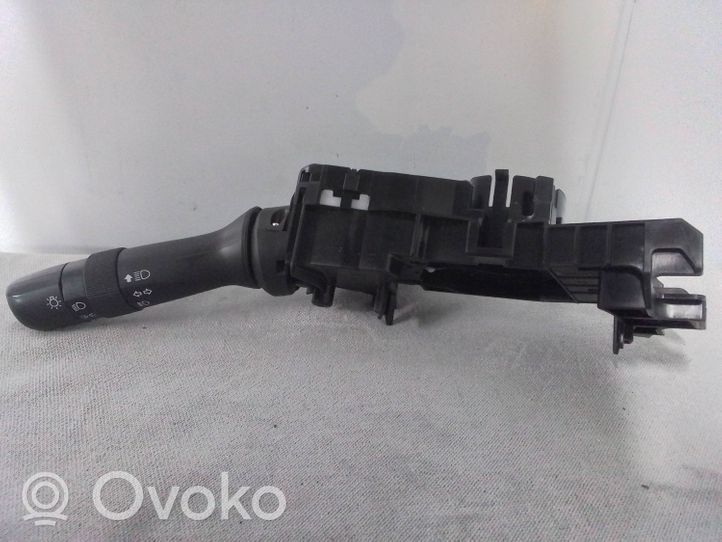 Subaru Outback (BT) Leva indicatori 17F456