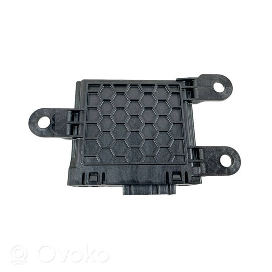 Chrysler Pacifica Pysäköintitutkan (PCD) ohjainlaite/moduuli 068403887AB