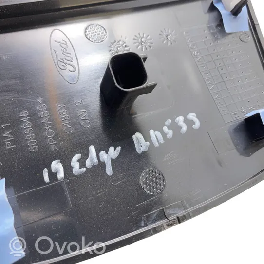 Ford Edge II Rivestimento del pannello EM2BR04405BCW