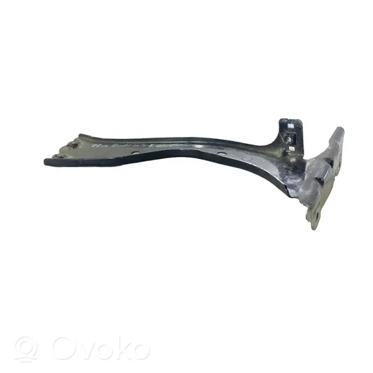 Audi Q3 F3 Support de montage d'aile 83A821131