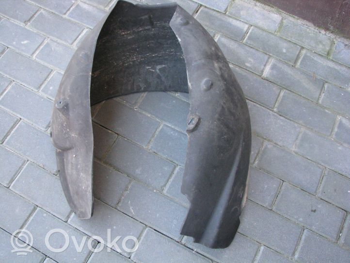 Audi 80 90 S2 B4 Nadkole tylne 82A809957