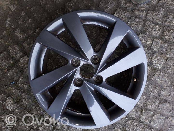 Seat Mii R15 alloy rim 