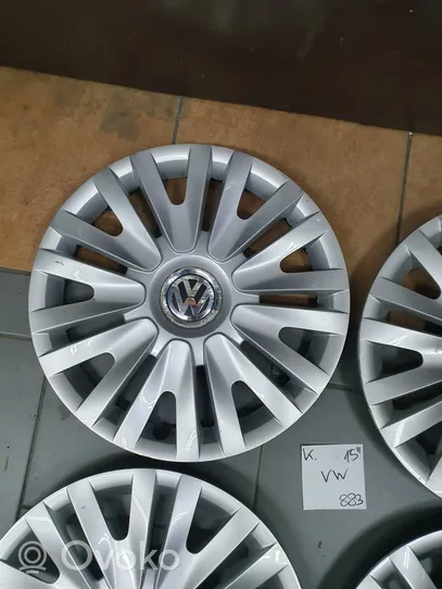 Volkswagen Golf VI R15-pölykapseli 5K0601147F