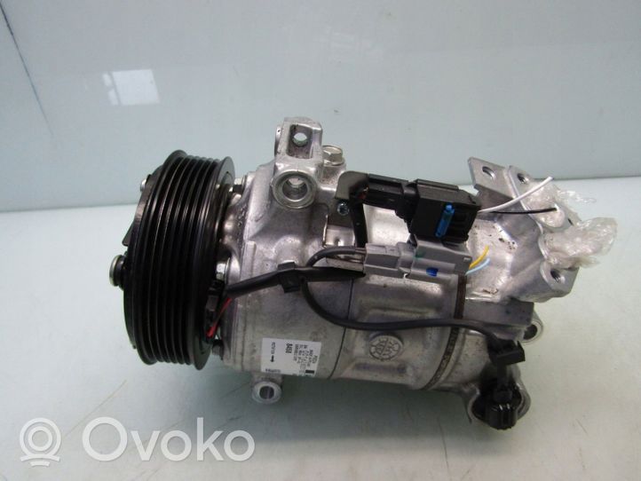 Nissan Qashqai J12 Kompresor / Sprężarka klimatyzacji A/C 926006UB0A