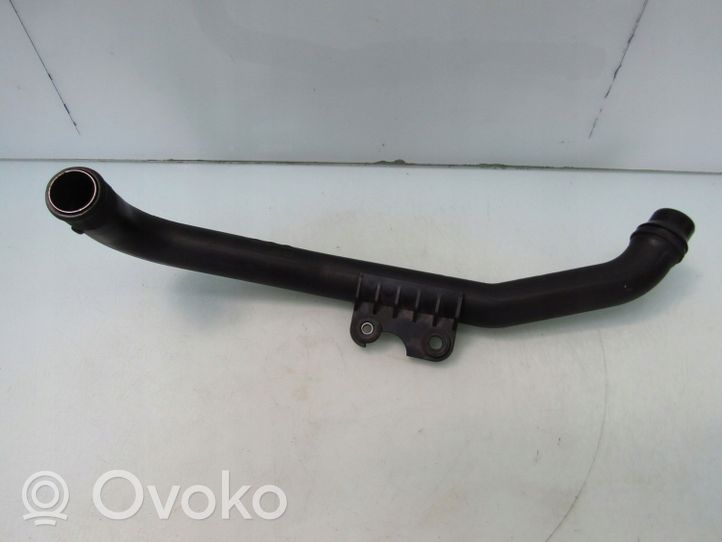 Hyundai i20 (BC3 BI3) Oro vamzdis į turbiną 2828207300