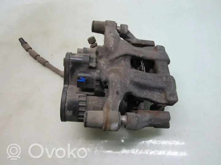 Mazda 3 Pinza del freno posteriore BCKA26990A