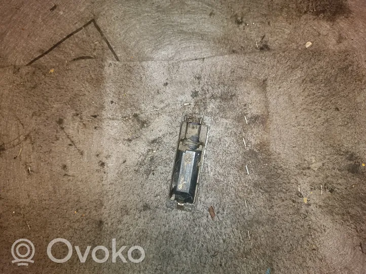 BMW 1 E81 E87 Lampa oświetlenia tylnej tablicy rejestracyjnej 