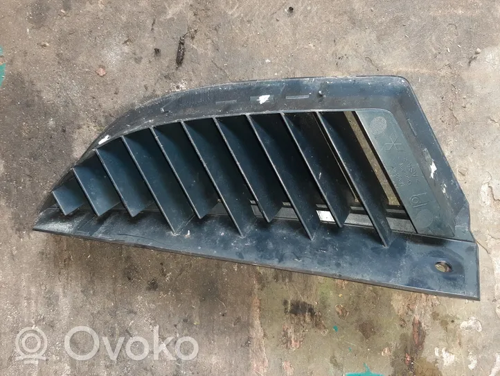 Mitsubishi Colt Maskownica / Grill / Atrapa górna chłodnicy MN127774