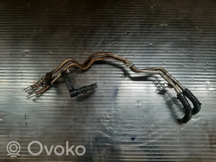 Audi A4 S4 B8 8K Tuyau d'alimentation d'injecteur de carburant 03L201360K