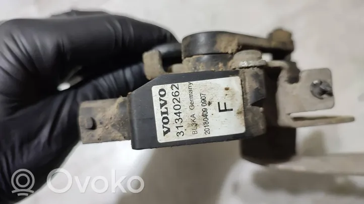 Volvo V40 Sensore di livello faro/fanale 31340262