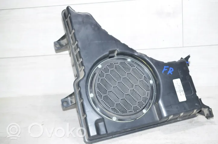Fiat Freemont Subwoofer speaker 05064946AA