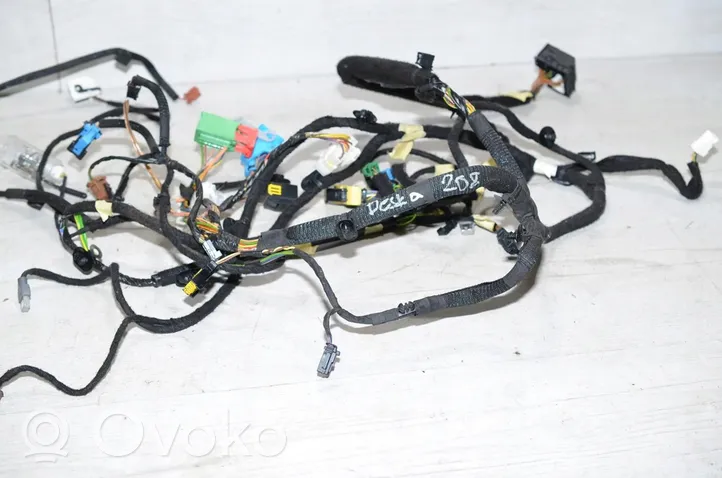 Peugeot 208 Cables del panel 9801565480