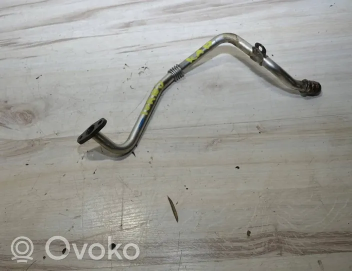 Renault Kadjar Turbo turbocharger oiling pipe/hose 