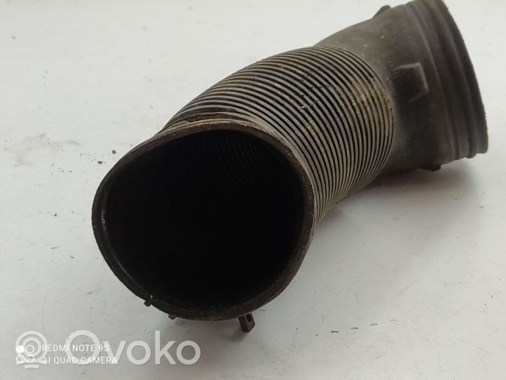 Volkswagen Sharan Część rury dolotu powietrza 7M3129627