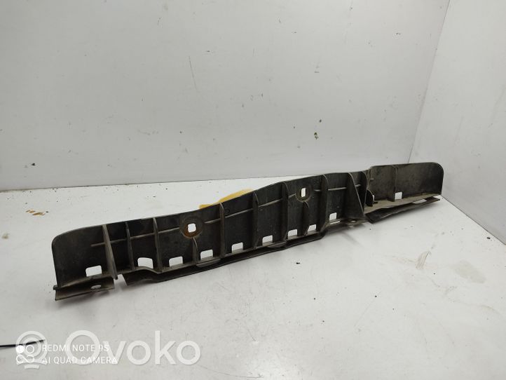 BMW 5 E60 E61 Bampera apakšas aizsargs 7896619