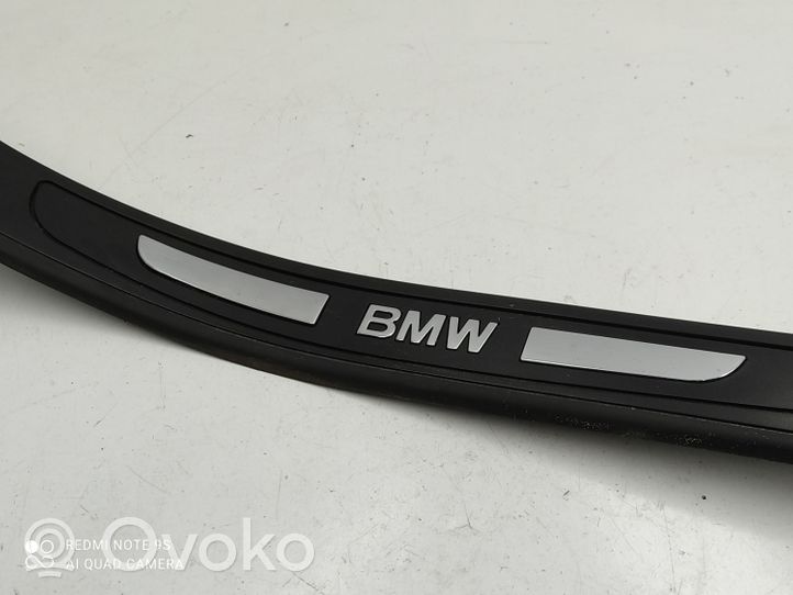 BMW 7 E65 E66 Garniture de marche-pieds arrière 8223554