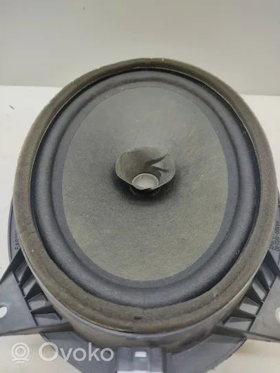 Toyota Avensis T270 Front door speaker 