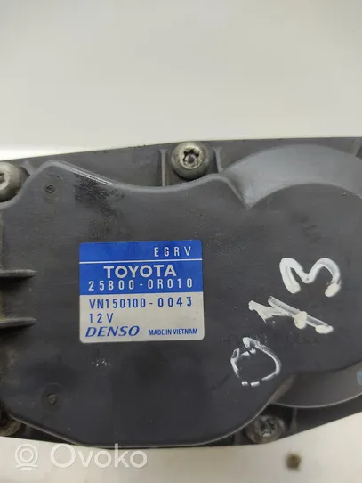Toyota Avensis T270 Soupape vanne EGR 