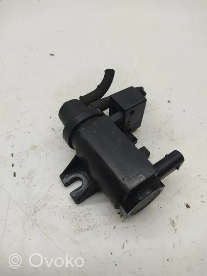 BMW 5 E60 E61 Solenoidinis vožtuvas 