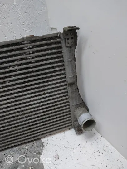 Toyota Avensis T270 Chłodnica powietrza doładowującego / Intercooler 