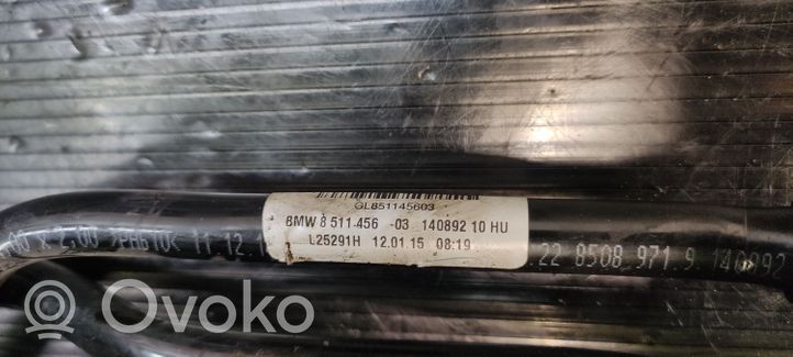 BMW 4 F32 F33 Pārnesumkārbas eļļas dzesētāja caurulīte (-es) / šļūtene (-es) 8511456